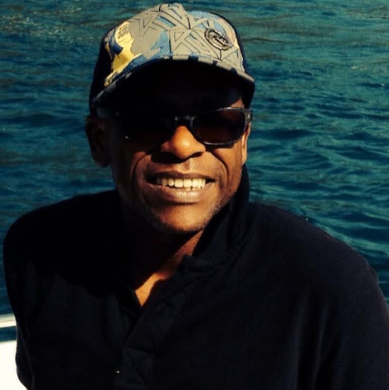 Portrait KL3RVO en extérieur